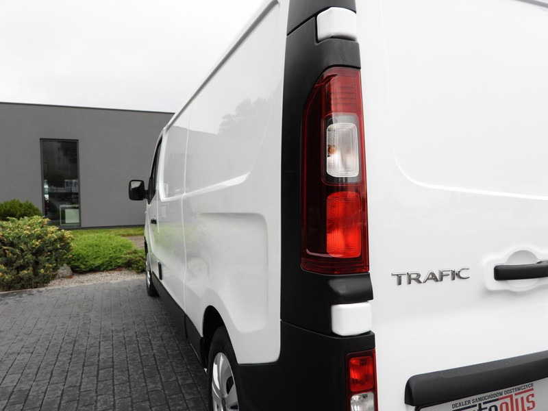 Utilitaire frigorifique Renault TRAFIC FURGON CHŁODNIA -5*C ZASILANIE 230V TEMPOMAT LEDY KLIMAT: photos 15 Utilitaire frigorifique Renault TRAFIC FURGON CHŁODNIA -5*C ZASILANIE 230V TEMPOMAT LEDY KLIMAT: photos 15