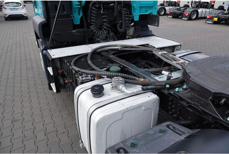 MAN TGS 18.480 / HYDRAULIKA / RETARDER / NISKA KABINA / PO KONTRAKC - crédit-bail MAN TGS 18.480 / HYDRAULIKA / RETARDER / NISKA KABINA / PO KONTRAKC: photos 14 MAN TGS 18.480 / HYDRAULIKA / RETARDER / NISKA KABINA / PO KONTRAKC - crédit-bail MAN TGS 18.480 / HYDRAULIKA / RETARDER / NISKA KABINA / PO KONTRAKC: photos 14