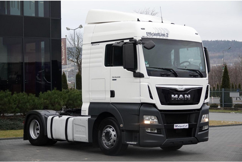 MAN TGX 18. 440 / XLX / STANDARD / 2016 ROK / PO KONTRAKCIE SERWISOW - Tracteur routier: photos 1 MAN TGX 18. 440 / XLX / STANDARD / 2016 ROK / PO KONTRAKCIE SERWISOW - Tracteur routier: photos 1