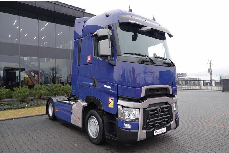 Renault T 520 / 13 L / RETARDER / I-PARK COOL / SKÓRY / PO KONTRAKCIE SE - Tracteur routier: photos 3 Renault T 520 / 13 L / RETARDER / I-PARK COOL / SKÓRY / PO KONTRAKCIE SE - Tracteur routier: photos 3