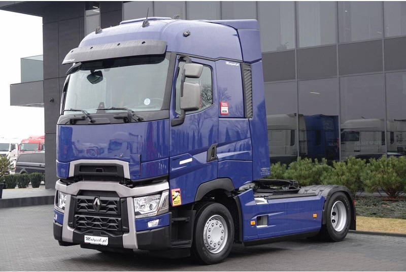 Renault T 520 / 13 L / RETARDER / I-PARK COOL / SKÓRY / PO KONTRAKCIE SE - Tracteur routier: photos 4 Renault T 520 / 13 L / RETARDER / I-PARK COOL / SKÓRY / PO KONTRAKCIE SE - Tracteur routier: photos 4