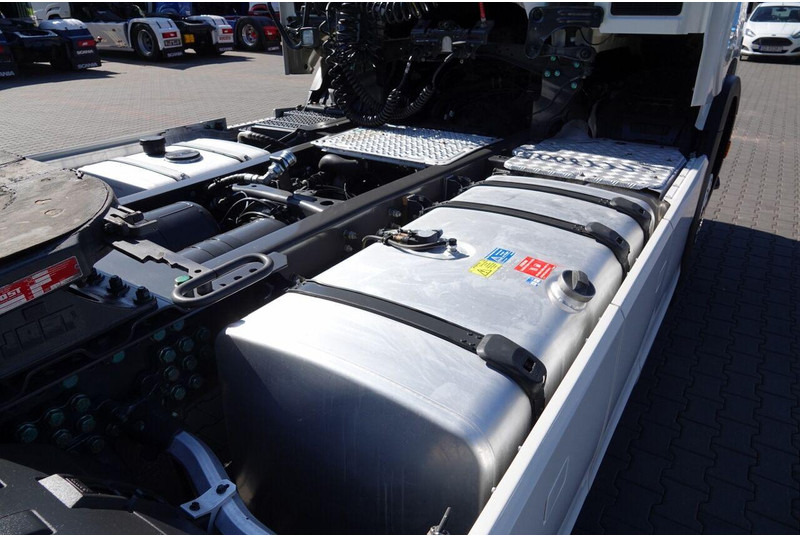 Tracteur routier Scania R 450 / RETARDER / NISKA KABINA / HYDRAULIKA / FULL AIRMAIC /: photos 16 Tracteur routier Scania R 450 / RETARDER / NISKA KABINA / HYDRAULIKA / FULL AIRMAIC /: photos 16