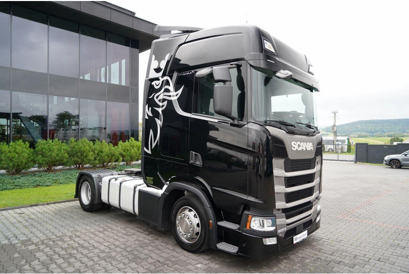 Scania S 500 / MEGA / RETARDER / LOW DECK / I-PARK COOL / PO KONTRAKCIE - Tracteur routier: photos 2 Scania S 500 / MEGA / RETARDER / LOW DECK / I-PARK COOL / PO KONTRAKCIE - Tracteur routier: photos 2