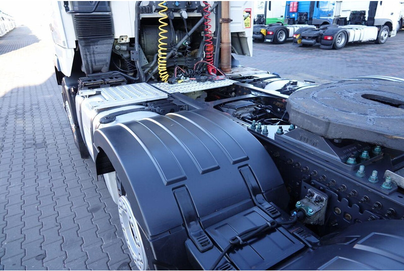 Tracteur routier Volvo FH 500 / 6x2 / RETARDER / PEŁNY ADR / PUSHER / OŚ PODNOSZONA / D: photos 13 Tracteur routier Volvo FH 500 / 6x2 / RETARDER / PEŁNY ADR / PUSHER / OŚ PODNOSZONA / D: photos 13