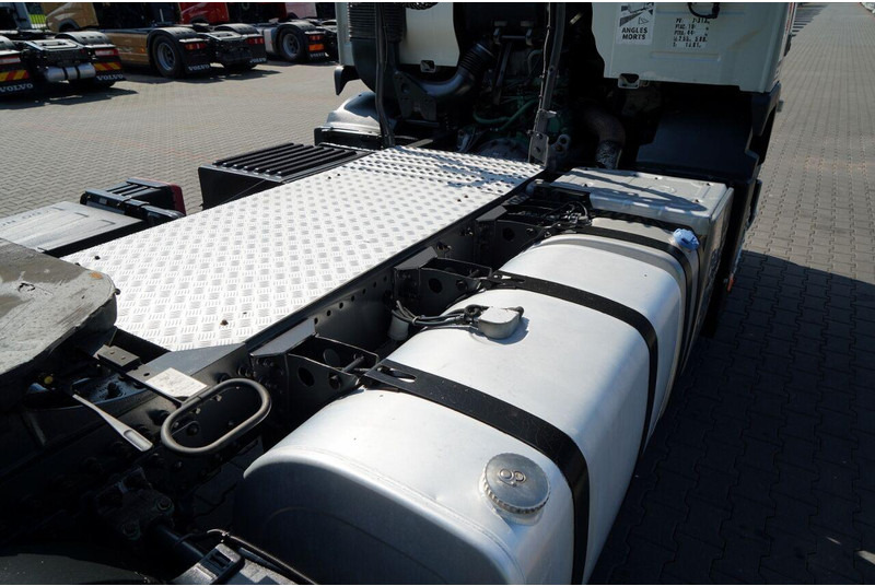 Tracteur routier Volvo FM 380 / PEŁNY ADR / NISKA KABINA / DZIENNA KABINA / SPROWADZONY: photos 16