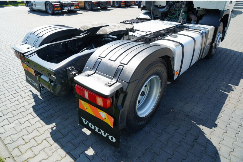 Tracteur routier Volvo FM 380 / PEŁNY ADR / NISKA KABINA / DZIENNA KABINA / SPROWADZONY: photos 15