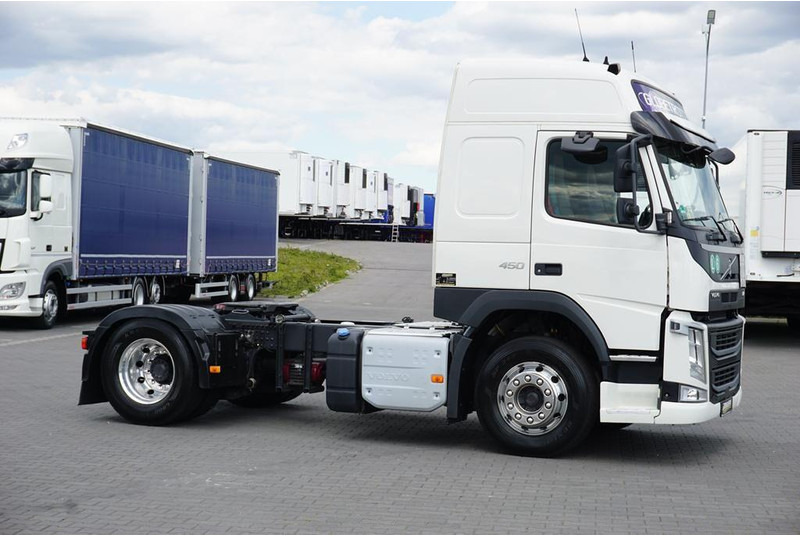 Volvo FM / 450 / ACC / EURO 6 / PEŁNY ADR / WAGA 6692 KG / KOMPRESOR - Tracteur routier: photos 4 Volvo FM / 450 / ACC / EURO 6 / PEŁNY ADR / WAGA 6692 KG / KOMPRESOR - Tracteur routier: photos 4
