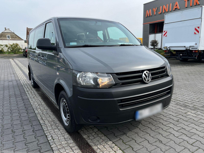 Volkswagen Transporter T5 Brygadówka, Osobowy, 9-miejsc, Jeden Właściciel, - Minibus, Transport de personnes: photos 5 Volkswagen Transporter T5 Brygadówka, Osobowy, 9-miejsc, Jeden Właściciel, - Minibus, Transport de personnes: photos 5