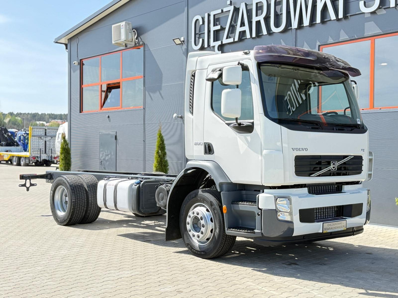 Volvo FE 18.280 FL FM //DAF DAF CF 65.220 E5 // rama pod zabudow - Châssis cabine: photos 4 Volvo FE 18.280 FL FM //DAF DAF CF 65.220 E5 // rama pod zabudow - Châssis cabine: photos 4