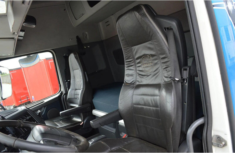 Volvo FH 13 520 FOR TRANSPORTING WOOD - crédit-bail Volvo FH 13 520 FOR TRANSPORTING WOOD: photos 10