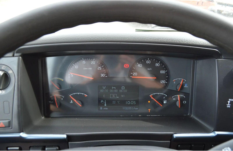 Volvo FH 13 520 FOR TRANSPORTING WOOD - crédit-bail Volvo FH 13 520 FOR TRANSPORTING WOOD: photos 18