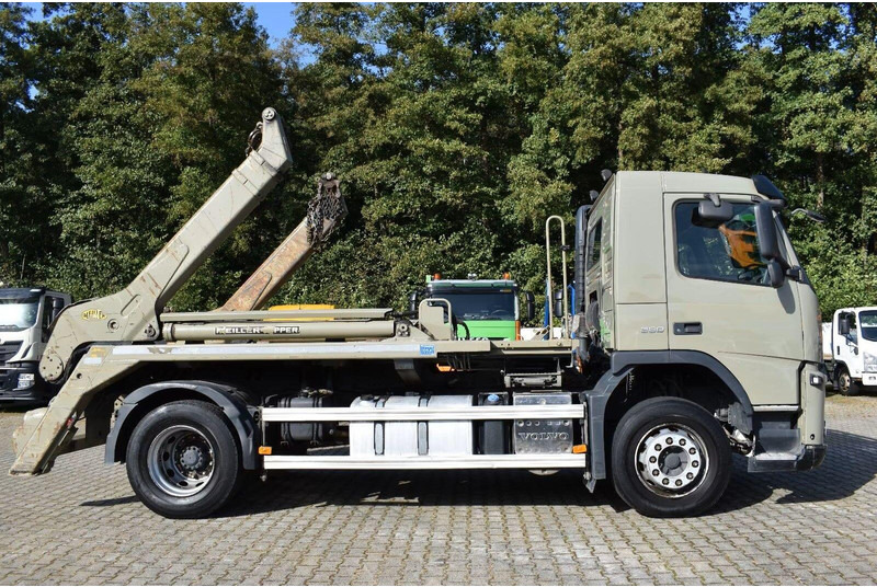 Volvo FM 330 BL - Meiller AK 12 LTD Absetzkipper - Camion multibenne: photos 4 Volvo FM 330 BL - Meiller AK 12 LTD Absetzkipper - Camion multibenne: photos 4