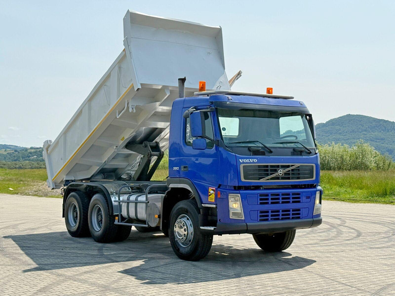 Volvo FM 380 Kipper 5,20 m + BORDMATIC / 6x4 - Camion benne: photos 1 Volvo FM 380 Kipper 5,20 m + BORDMATIC / 6x4 - Camion benne: photos 1