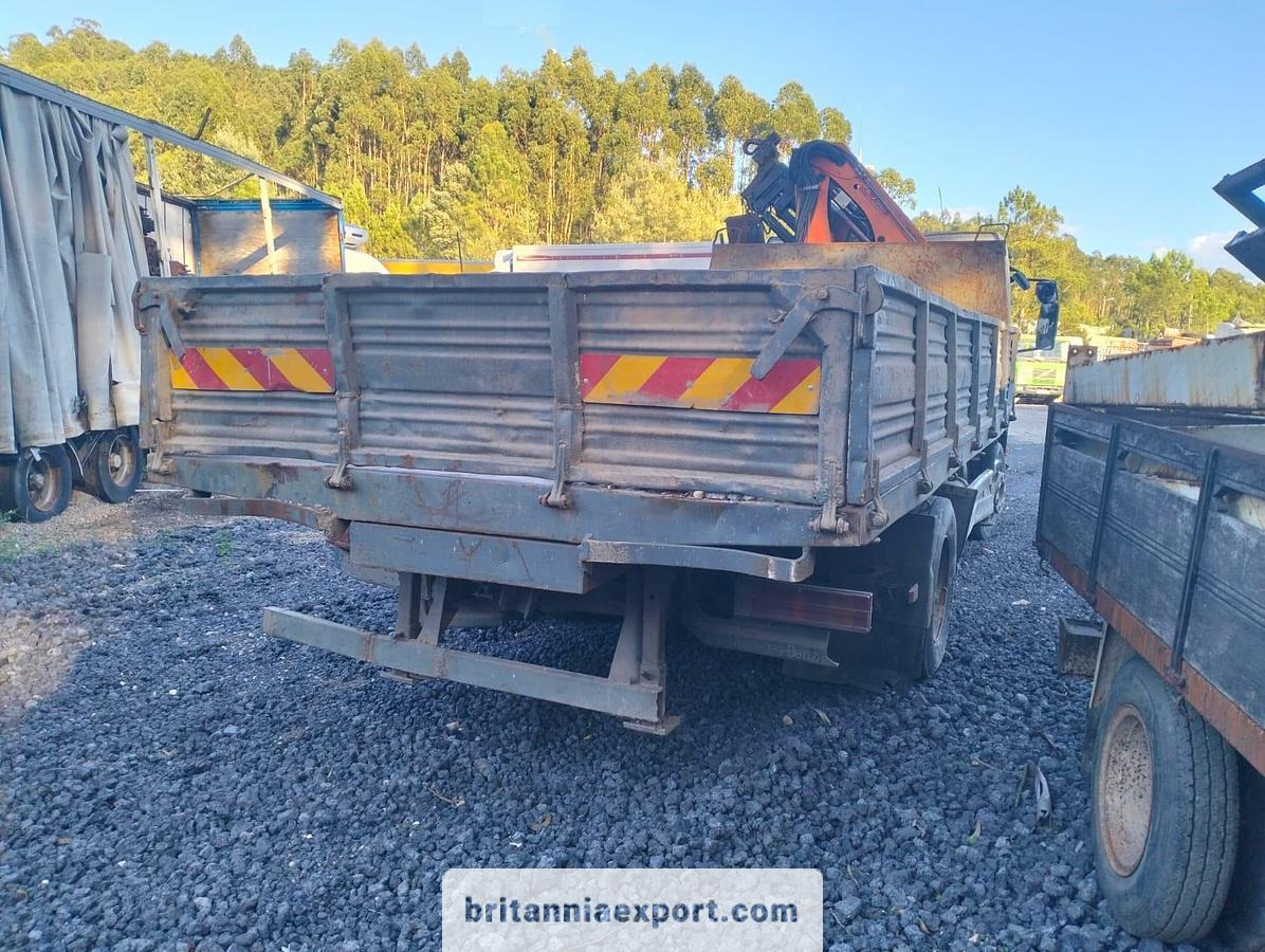 MERCEDES-BENZ Atego 1528 | 15 Ton | with Palfinger PK7501 5.7 Ton Crane - Camion benne: photos 3 MERCEDES-BENZ Atego 1528 | 15 Ton | with Palfinger PK7501 5.7 Ton Crane - Camion benne: photos 3