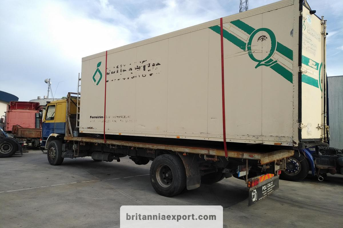 SCANIA P92 | Intercooler | 4x2 6 Tyres | On Springs | 19 Ton | Telma | Flatbed Truck - Camion plateau: photos 5 SCANIA P92 | Intercooler | 4x2 6 Tyres | On Springs | 19 Ton | Telma | Flatbed Truck - Camion plateau: photos 5