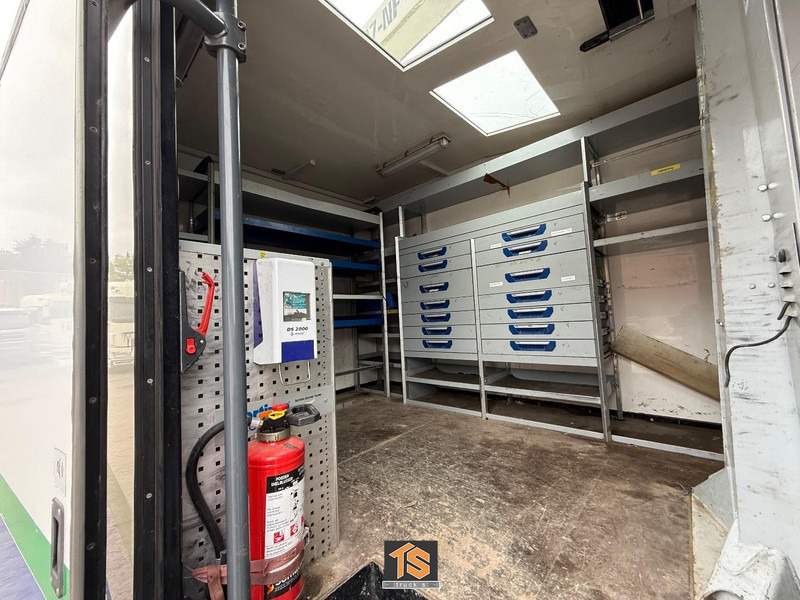 MAN TGL 12.210 EURO 5 - MANUAL - VERSALIFT VST-237-NF HEIGHT 14 M - BELGIUM TRUCK - TOP! - Camion, Camion grue: photos 3 MAN TGL 12.210 EURO 5 - MANUAL - VERSALIFT VST-237-NF HEIGHT 14 M - BELGIUM TRUCK - TOP! - Camion, Camion grue: photos 3