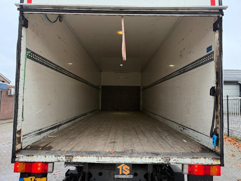 Iveco IVECO EUROCARGO 120E25 12TON - MANUAL - EURO 5 - KOFFER/BOX - NL TRUCK! - Camion fourgon: photos 3 Iveco IVECO EUROCARGO 120E25 12TON - MANUAL - EURO 5 - KOFFER/BOX - NL TRUCK! - Camion fourgon: photos 3