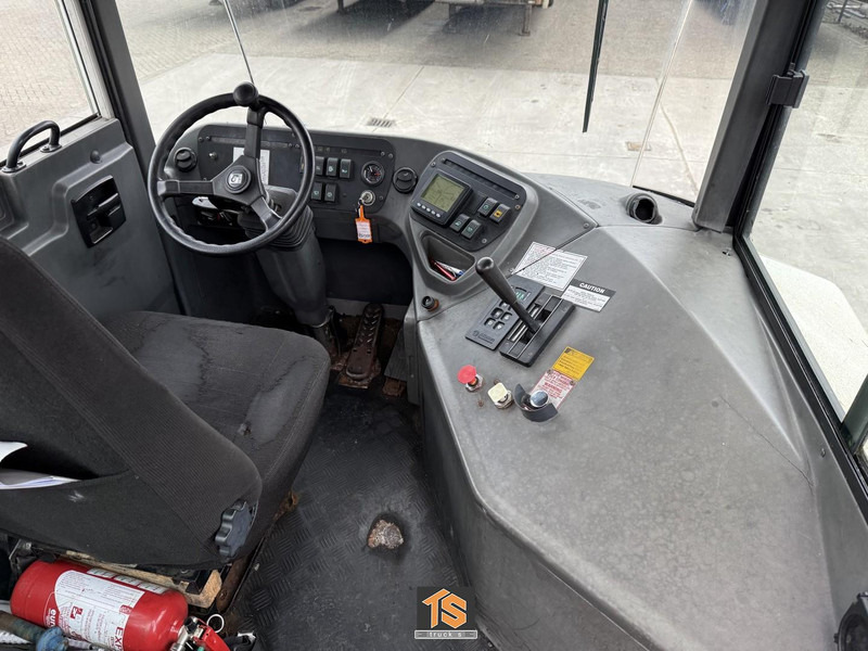 Kalmar T2 TERMINAL TRUCK - 11423 HOURS - TOP! - Tracteur portuaire: photos 5 Kalmar T2 TERMINAL TRUCK - 11423 HOURS - TOP! - Tracteur portuaire: photos 5