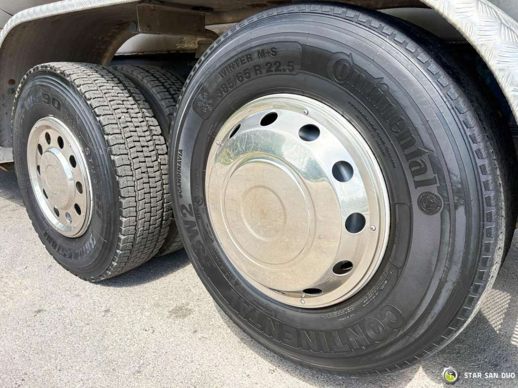 Camion Scania  D 320 FIRE BRIGADE Tank 12,000 Litres: photos 17