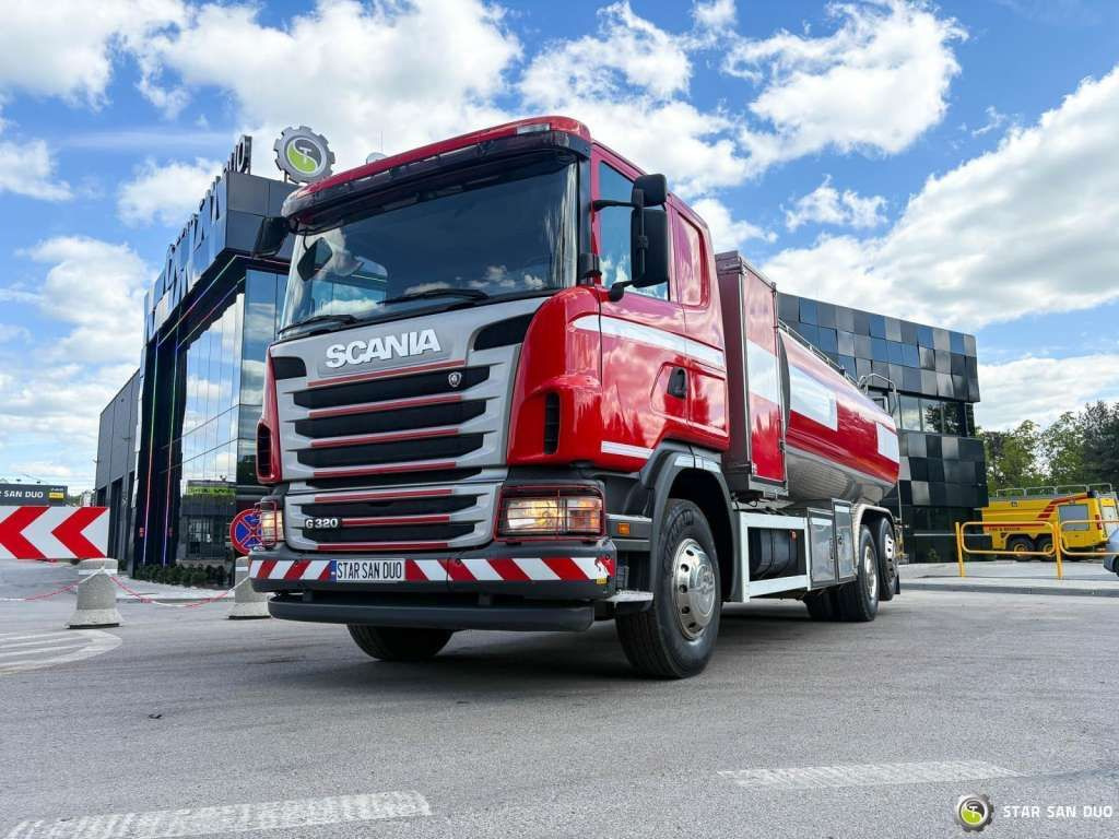 Camion Scania  D 320 FIRE BRIGADE Tank 12,000 Litres: photos 21