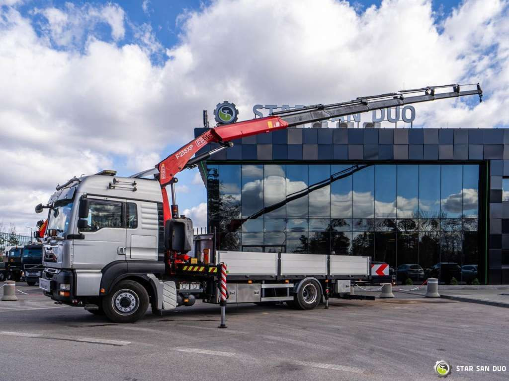 MAN TGA 18.350 4x4 Fassi F235 Crane Kran - Camion grue: photos 2 MAN TGA 18.350 4x4 Fassi F235 Crane Kran - Camion grue: photos 2