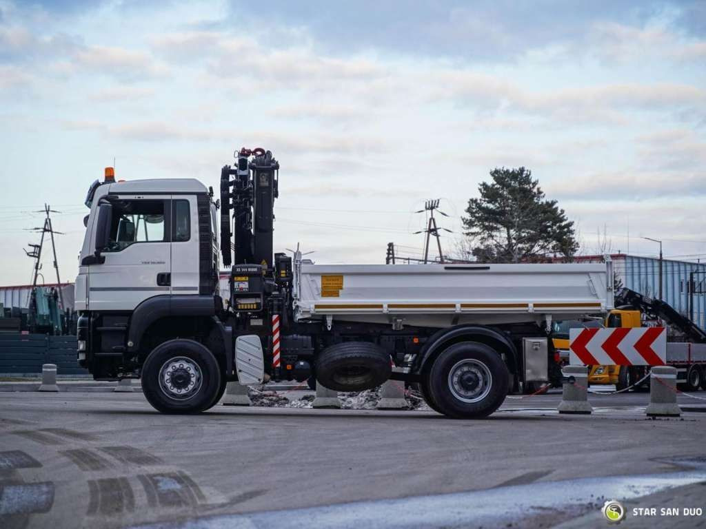 MAN  TGS 18.360 4x4 HIAB 144 E-4 Crane Kipper MAN  TGS 18.360 4x4 HIAB 144 E-4 Crane Kipper - crédit-bail MAN  TGS 18.360 4x4 HIAB 144 E-4 Crane Kipper MAN  TGS 18.360 4x4 HIAB 144 E-4 Crane Kipper: photos 16