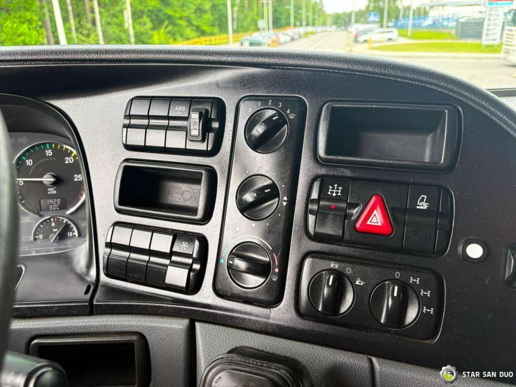 Camion grue Mercedes-Benz  Actros 1841 AK 4x4 Hiab 288E-7 Crane Kipper: photos 18