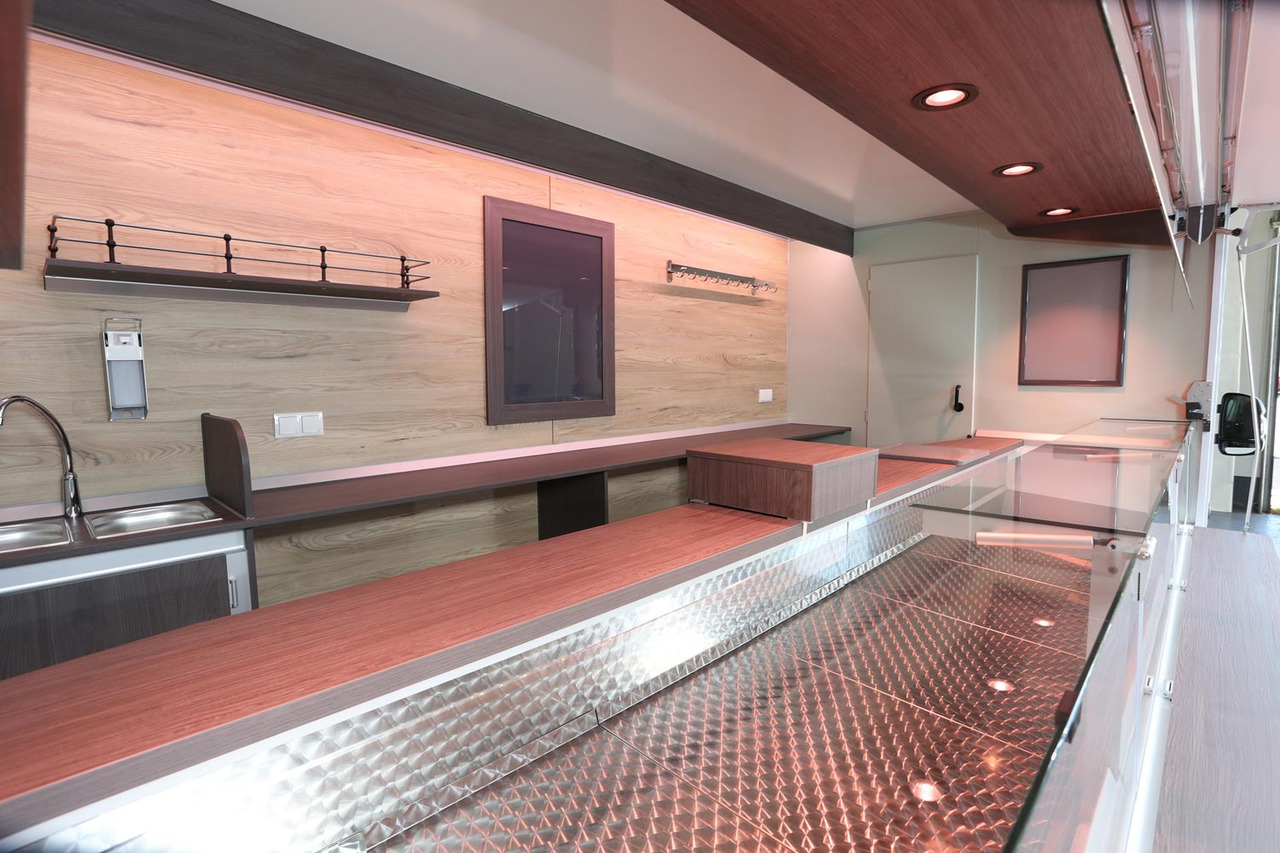 Mobil BORCO HÖHNS - Camion magasin: photos 3 Mobil BORCO HÖHNS - Camion magasin: photos 3