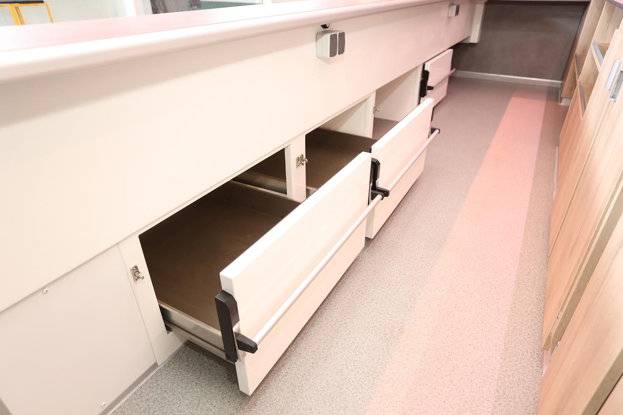 Verkaufsanhänger BORCO HÖHNS - Remorque magasin: photos 5 Verkaufsanhänger BORCO HÖHNS - Remorque magasin: photos 5