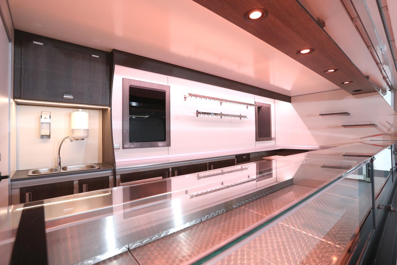 Wochenmarktmobil BORCO HÖHNS - Camion magasin: photos 5 Wochenmarktmobil BORCO HÖHNS - Camion magasin: photos 5