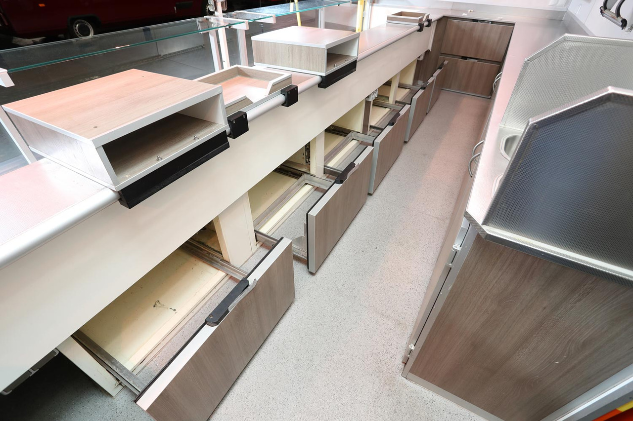 Wochenmarktmobil Esselmann - Camion magasin: photos 5 Wochenmarktmobil Esselmann - Camion magasin: photos 5