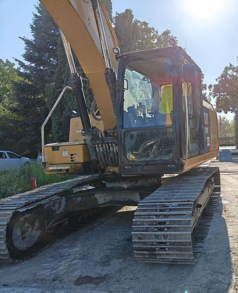 Pelle sur chenille CATERPILLAR 320 F: photos 7