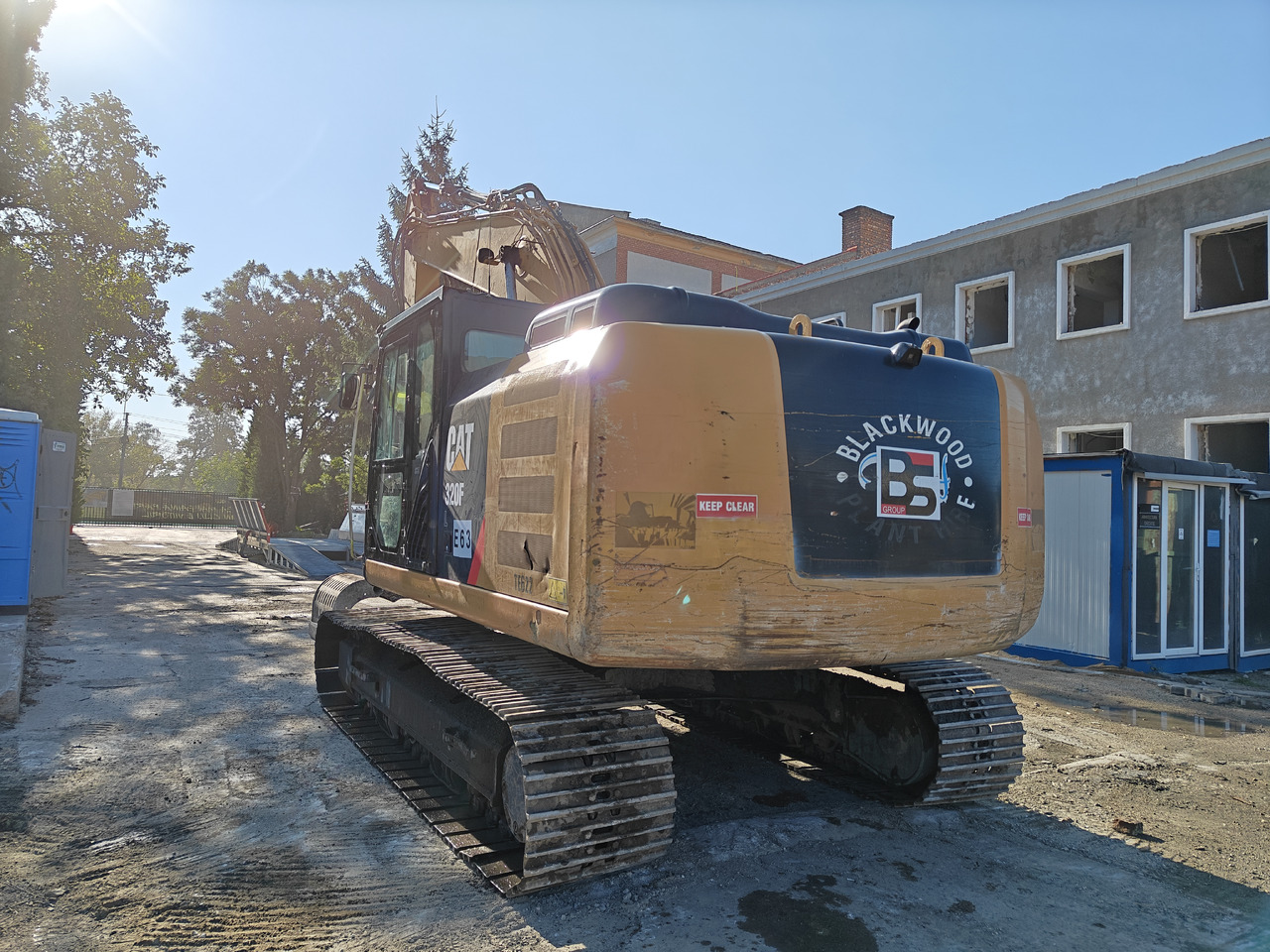 Pelle sur chenille CATERPILLAR 320 F: photos 12