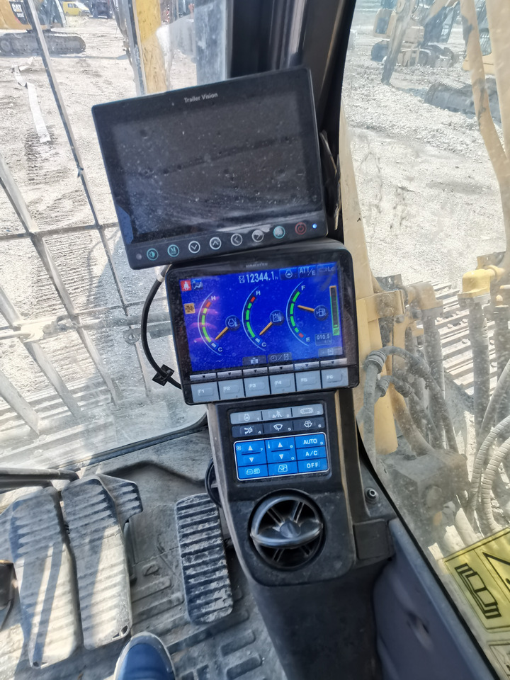 Pelle sur chenille KOMATSU PC360 LC 10: photos 41 Pelle sur chenille KOMATSU PC360 LC 10: photos 41