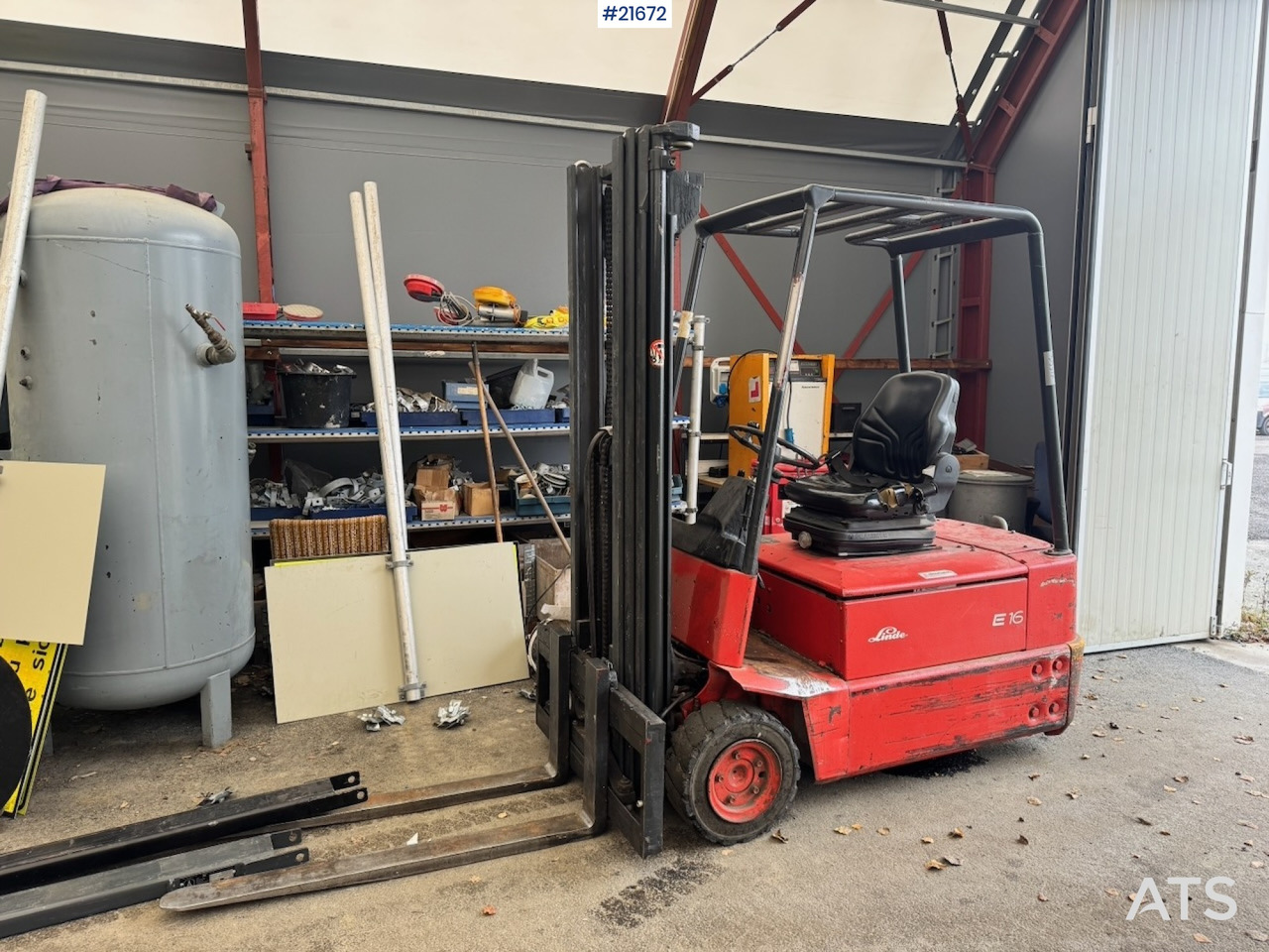 Linde Linde E16 EL Truck m/ forlengere. - Autre matériel: photos 2 Linde Linde E16 EL Truck m/ forlengere. - Autre matériel: photos 2