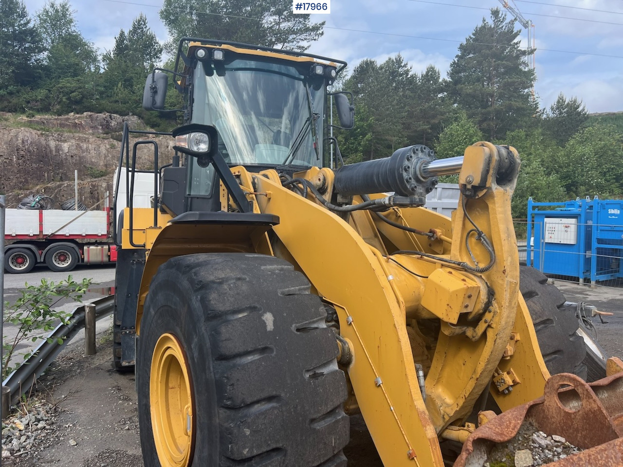 Caterpillar 966M - Chargeuse sur pneus: photos 3 Caterpillar 966M - Chargeuse sur pneus: photos 3