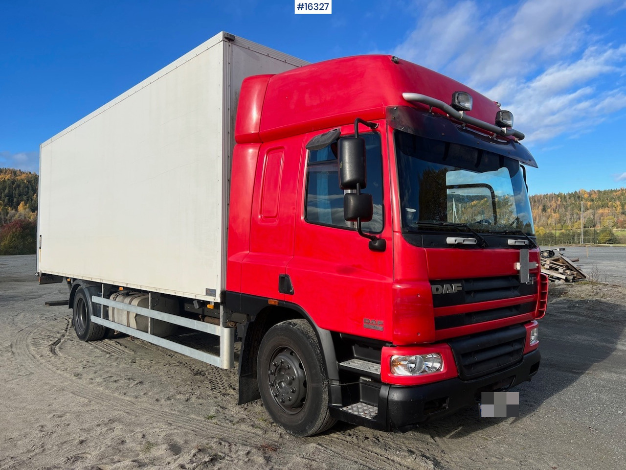 DAF CF75.360 - Camion fourgon: photos 3 DAF CF75.360 - Camion fourgon: photos 3