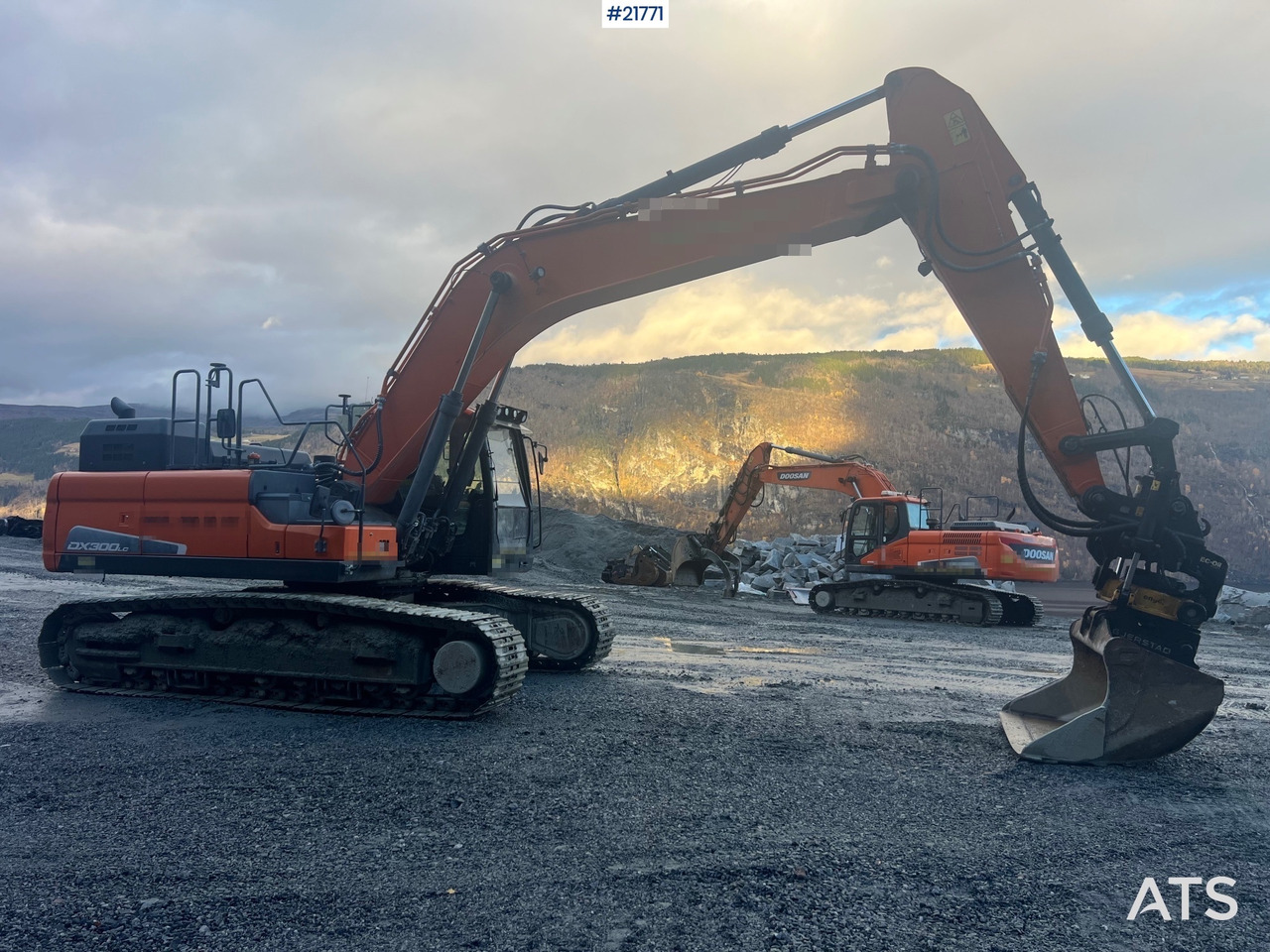 Pelle Doosan Dx300lc-5 Gravemaskin m/ rototilt og pusseskuffe: photos 6 Pelle Doosan Dx300lc-5 Gravemaskin m/ rototilt og pusseskuffe: photos 6