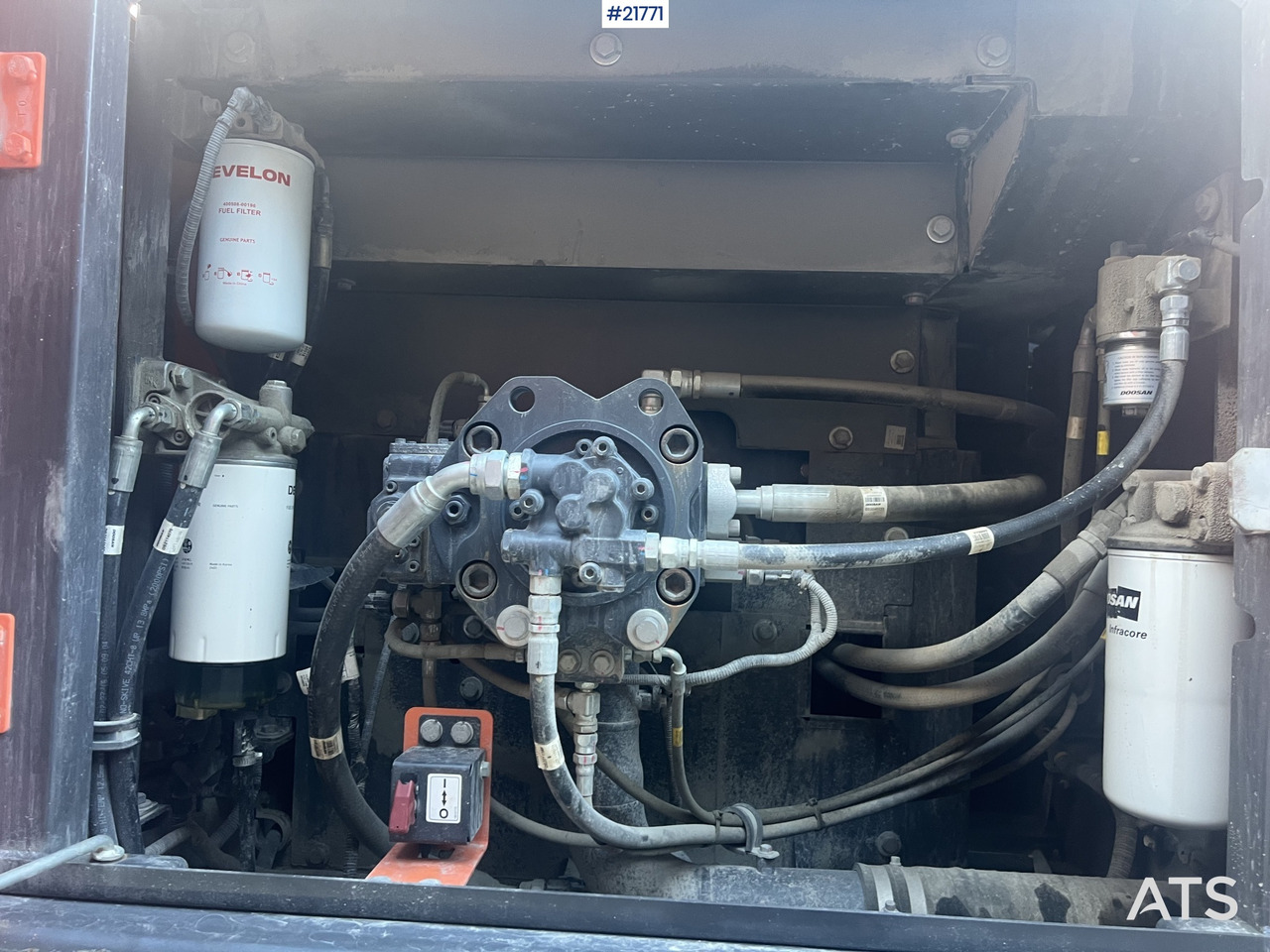 Pelle Doosan Dx300lc-5 Gravemaskin m/ rototilt og pusseskuffe: photos 24 Pelle Doosan Dx300lc-5 Gravemaskin m/ rototilt og pusseskuffe: photos 24