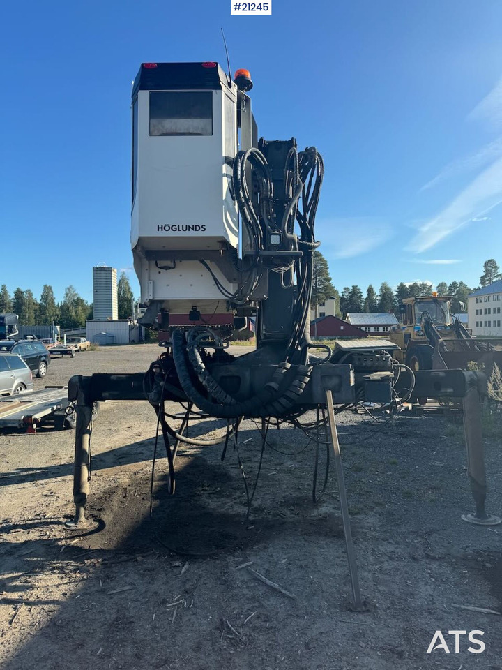 Epsilon M12 - Grue auxiliaire: photos 3 Epsilon M12 - Grue auxiliaire: photos 3