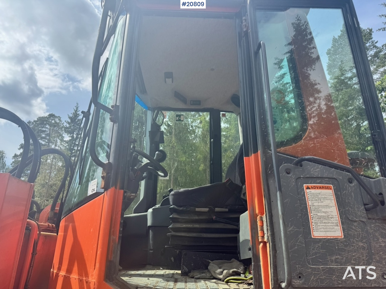 Chargeuse sur pneus Fiat Hitachi W130PL: photos 23