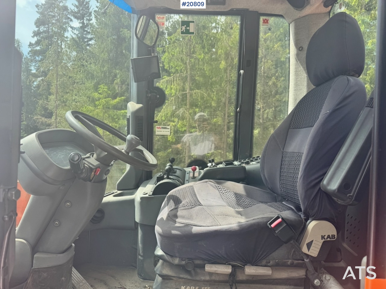 Chargeuse sur pneus Fiat Hitachi W130PL: photos 24