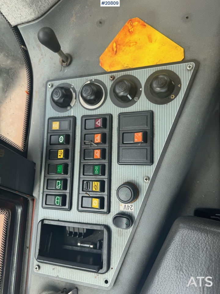 Chargeuse sur pneus Fiat Hitachi W130PL: photos 29