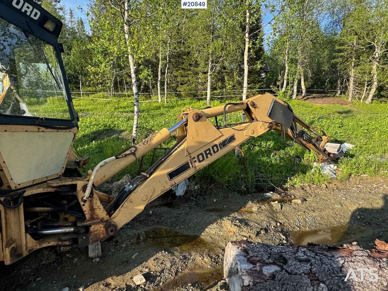 Tractopelle Ford 555 Traktorgraver m/ 2 frontskuffer og 2 graveskuffer: photos 7 Tractopelle Ford 555 Traktorgraver m/ 2 frontskuffer og 2 graveskuffer: photos 7