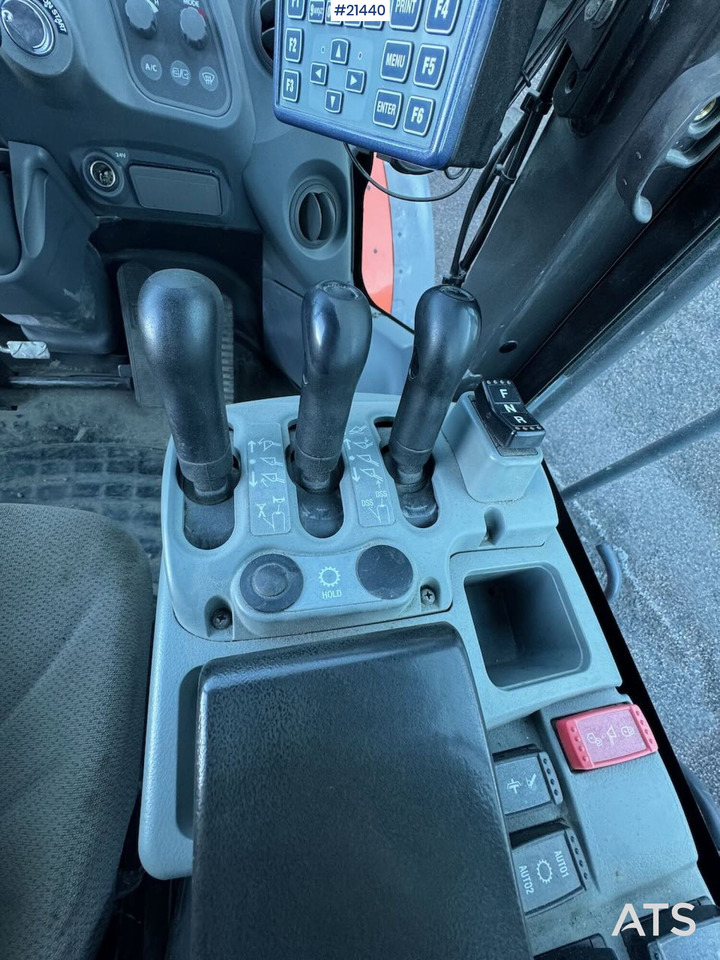 Chargeuse sur pneus Hitachi ZW310: photos 29