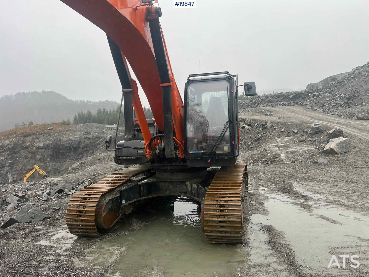 Hitachi ZX350LC-5B - Pelle: photos 2 Hitachi ZX350LC-5B - Pelle: photos 2