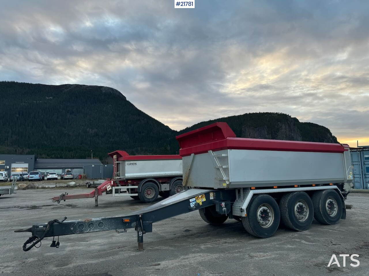 Remorque benne Istrail trippelkjerre: photos 19 Remorque benne Istrail trippelkjerre: photos 19
