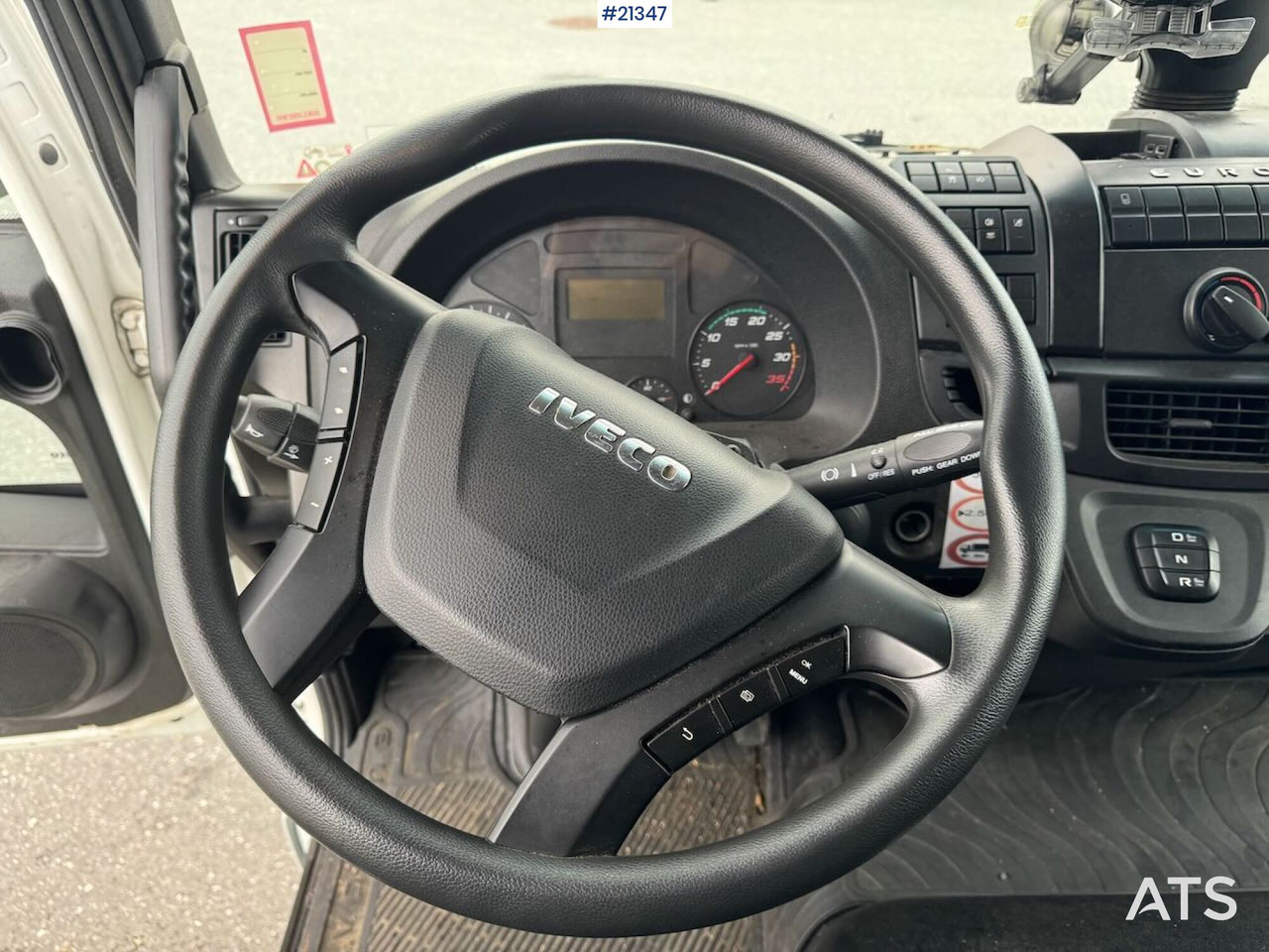 Camion fourgon Iveco Eurocargo 75-210: photos 24 Camion fourgon Iveco Eurocargo 75-210: photos 24