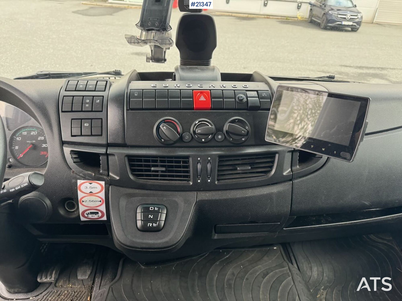 Camion fourgon Iveco Eurocargo 75-210: photos 25 Camion fourgon Iveco Eurocargo 75-210: photos 25