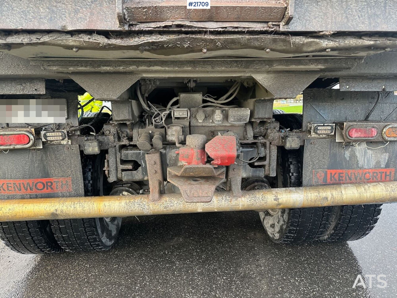 Camion benne Kenworth 2005 KENWORTH T800 tippbil 8x4 m/ Rhodes påbygg, kompressor, vibrator i kassen. Høy lasteevne! SE VIDEO.: photos 18 Camion benne Kenworth 2005 KENWORTH T800 tippbil 8x4 m/ Rhodes påbygg, kompressor, vibrator i kassen. Høy lasteevne! SE VIDEO.: photos 18